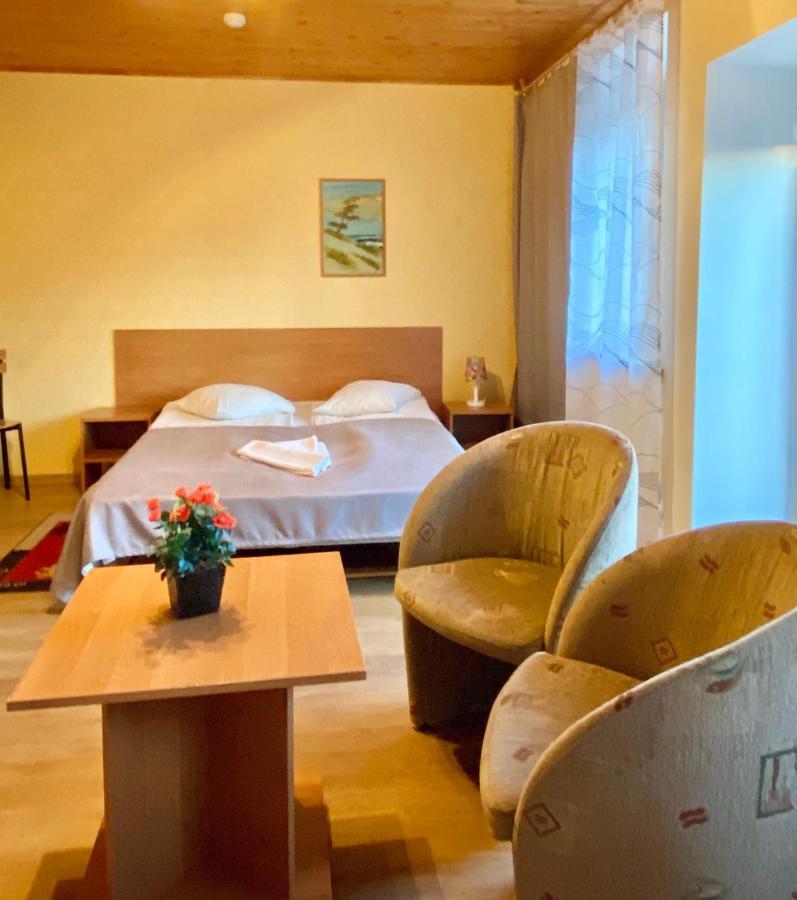 Akmuo Ant Akmens Hotel Šventoji Екстериор снимка